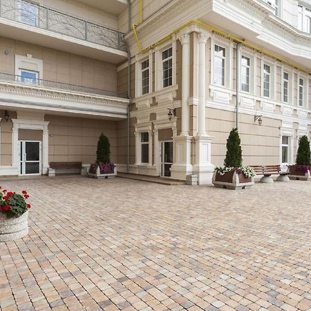 Sunny Belle Apartments Odessa Buitenkant foto